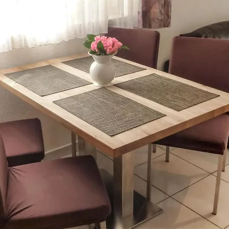Appartement Roger-2 *